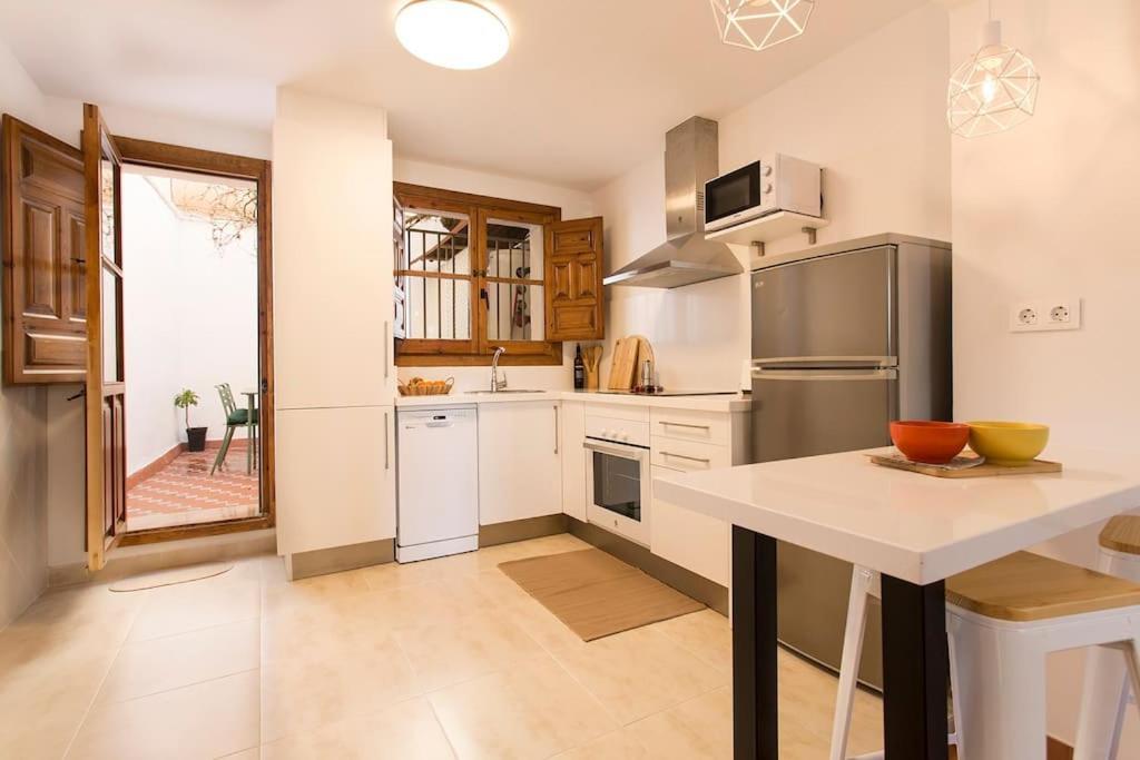 Вилла Casa Tipica Del Albaicin Con Interior De Diseno Гранада Экстерьер фото